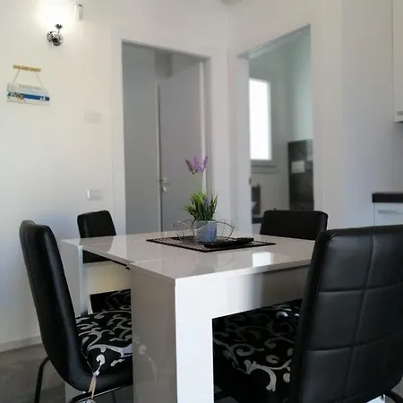 Summer In Sud Apartment